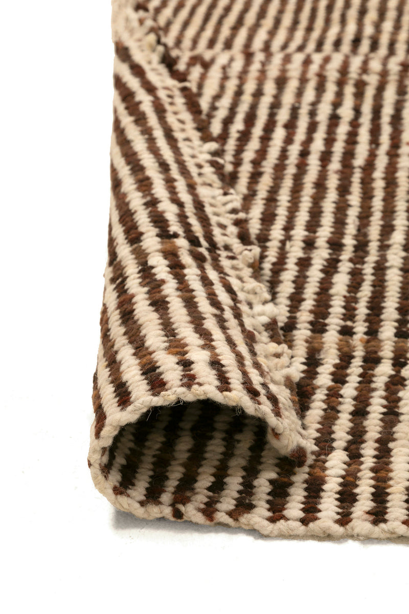 Selva Rug Burgundy & Natural White | 6'6" x 9'8"