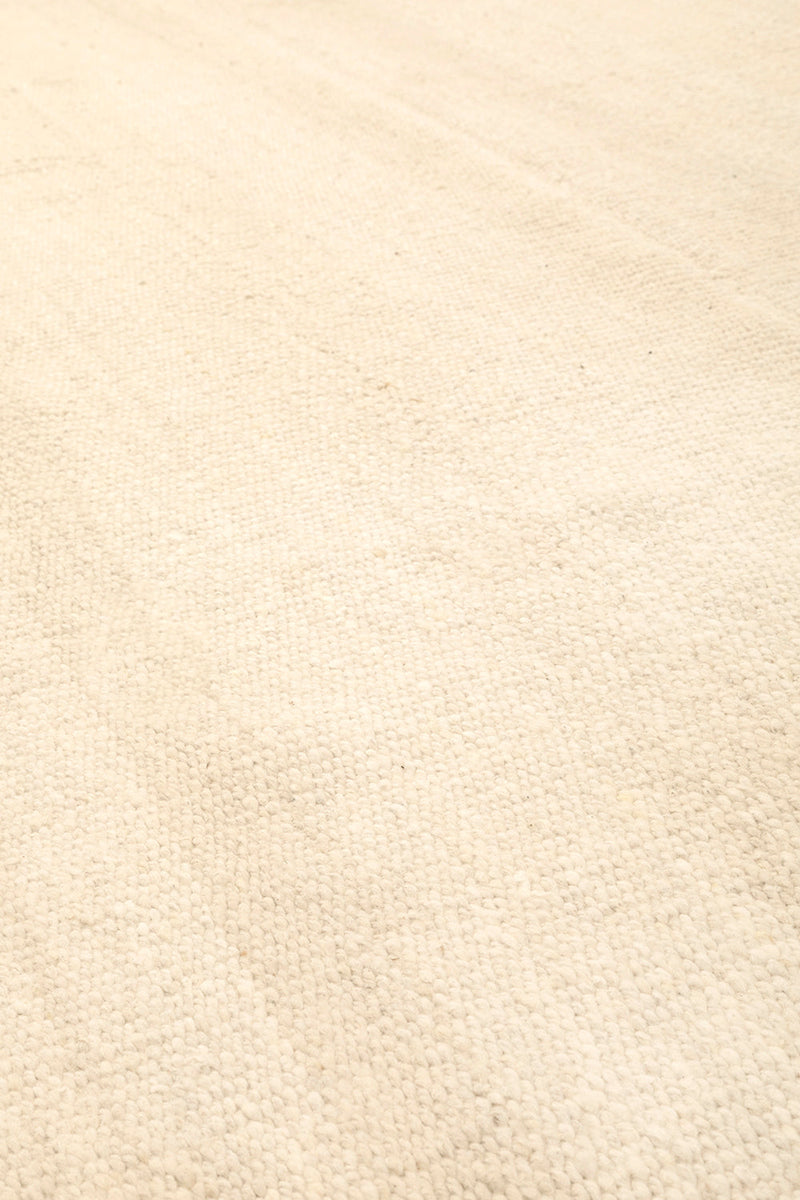 Classica Rug Natural White | 6'6" x 9'4"