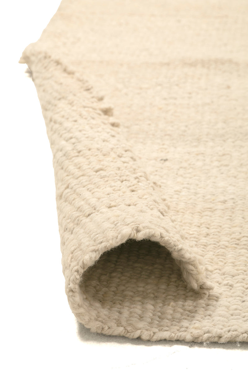Classica Rug Natural White | 6'6" x 9'4"