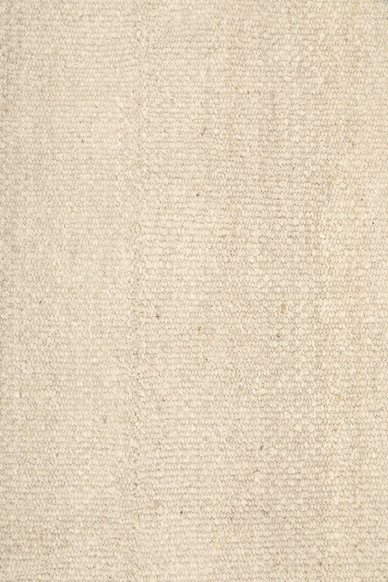 Classica + Fringe Rug Natural White | 4'6" x 6'8"