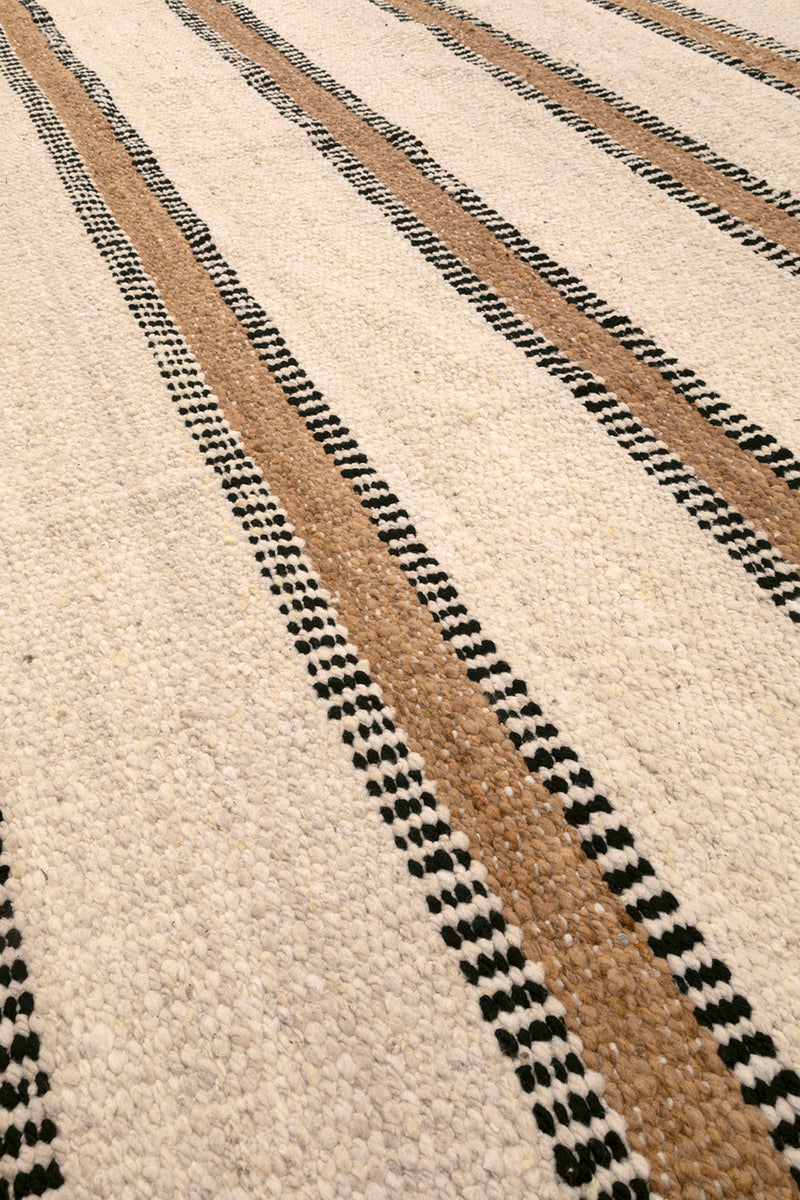 Vera Rug Natural White, Black & Latte | 8'0" x 10'0"