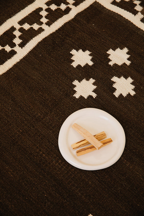 Cruz Rug Brown & Natural White | 6'1" x 9'0"