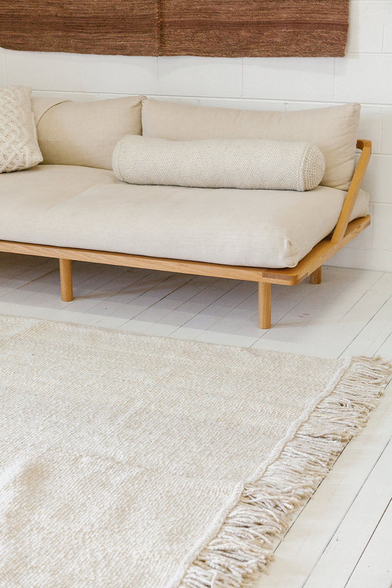 Classica + Fringe Rug Natural White | 4'6" x 6'8"