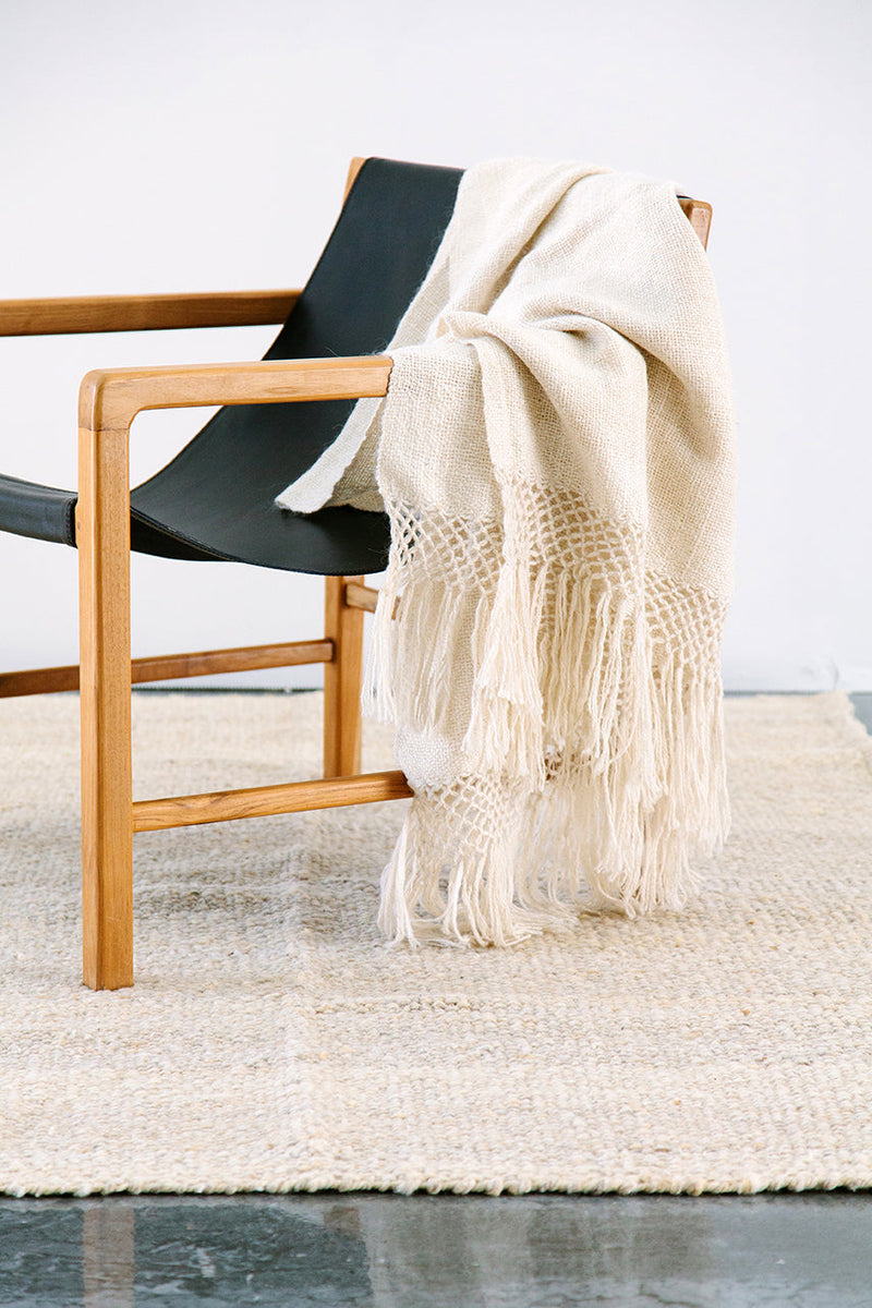 Puna Llama Throw - Natural White