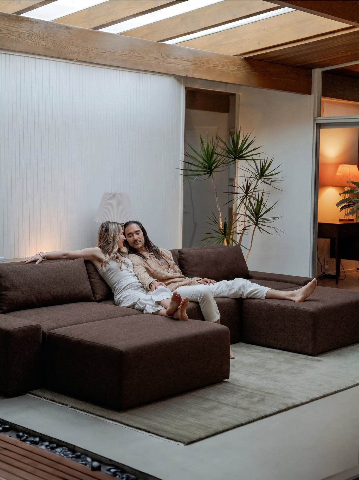 Modo 3 Piece (142") Sofa - Performance Fabric - Mocha