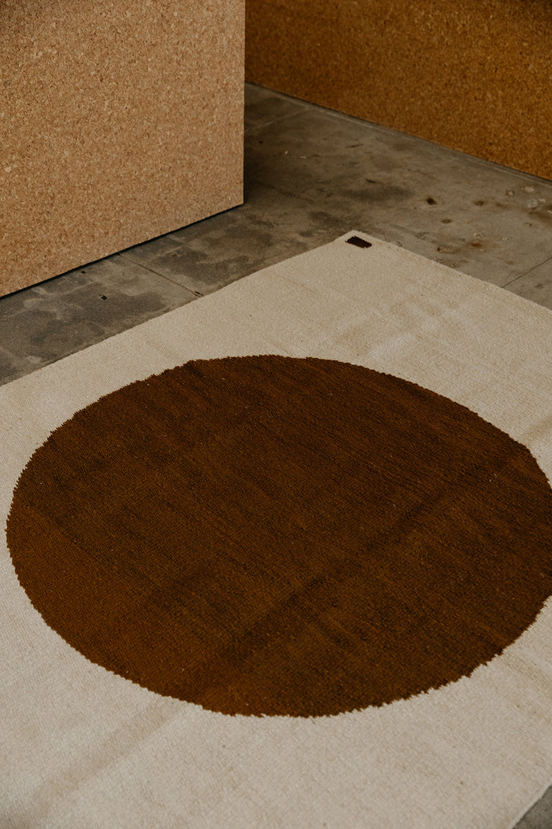 Sol Rug Bone & Chestnut | 4'6" x 6'6"