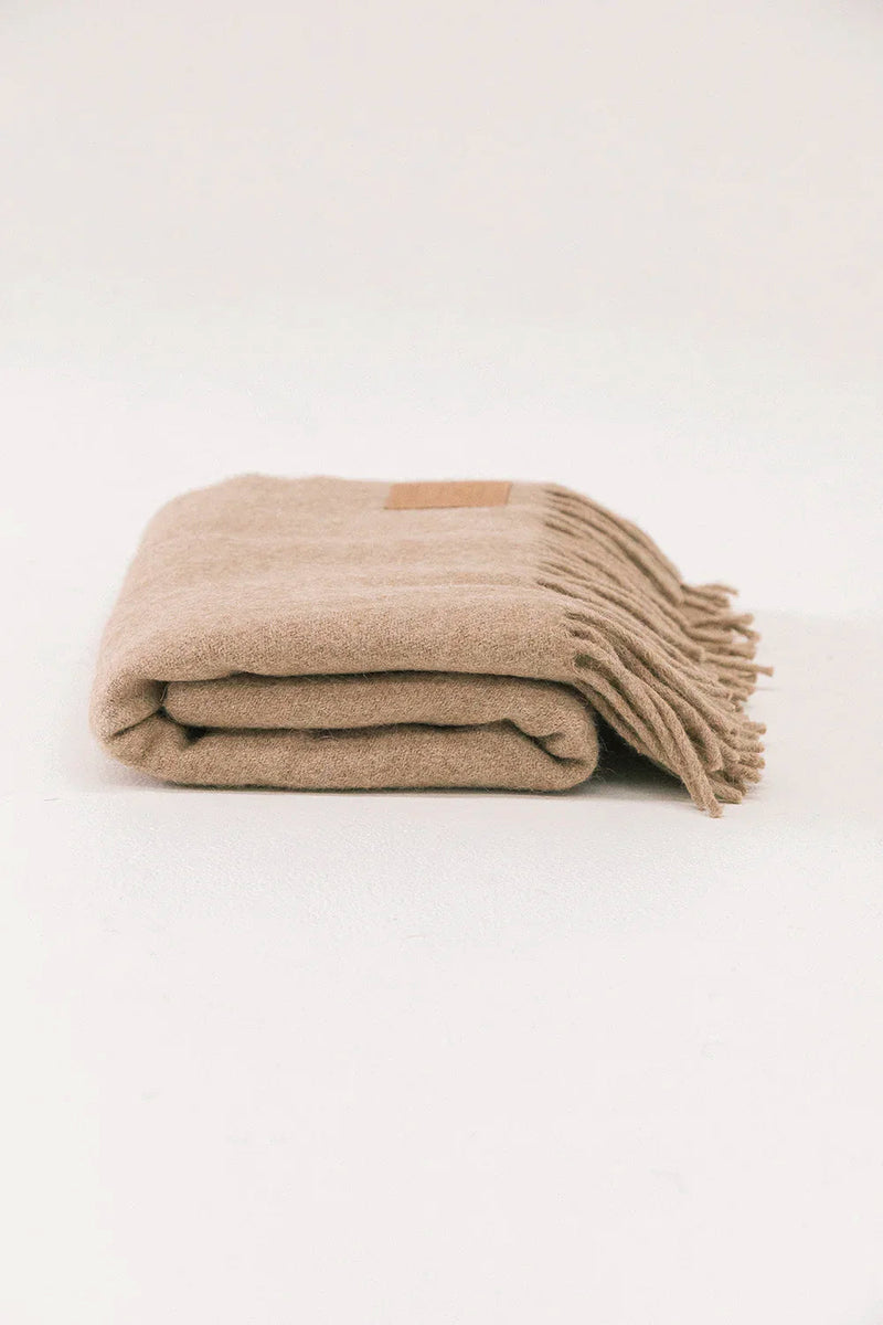 Puna Throw - Oat