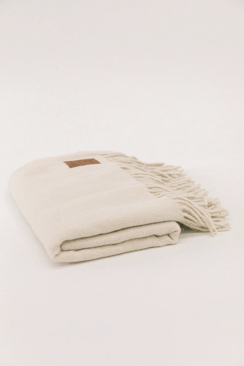 Puna Throw - Natural White