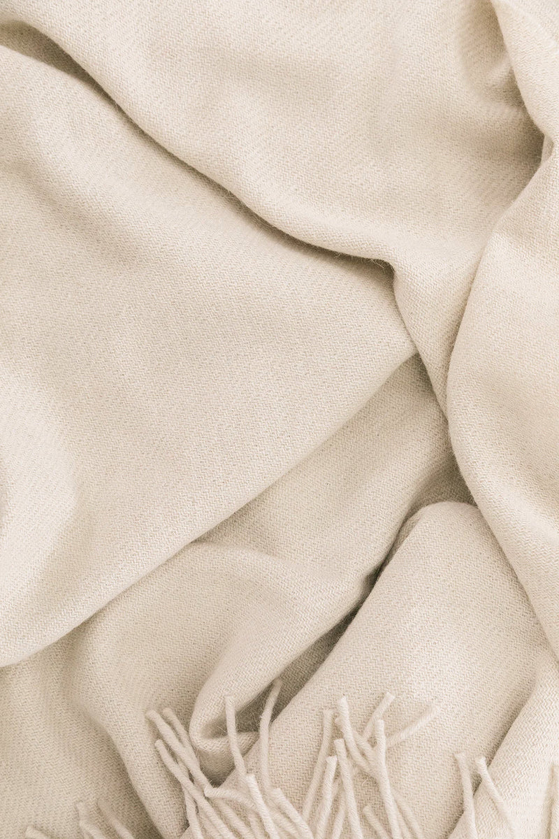 Puna Throw - Natural White