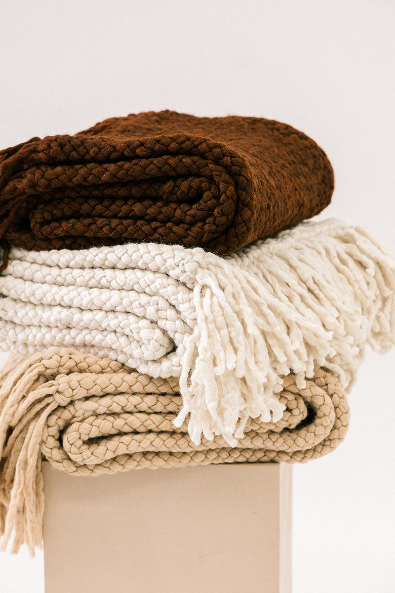 Monte Throw - Natural White