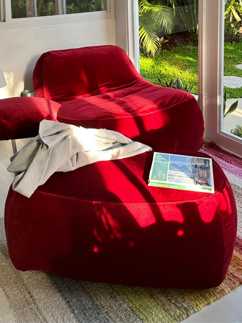 Dune Lounge Chair + Ottoman Velvet - Rouge