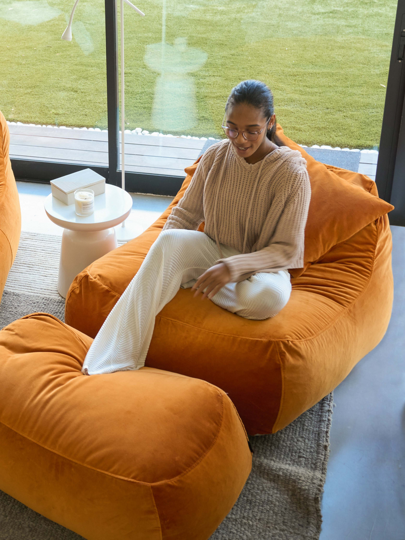 Dume Lounge Chair Velvet - Tangerine – Palermo House